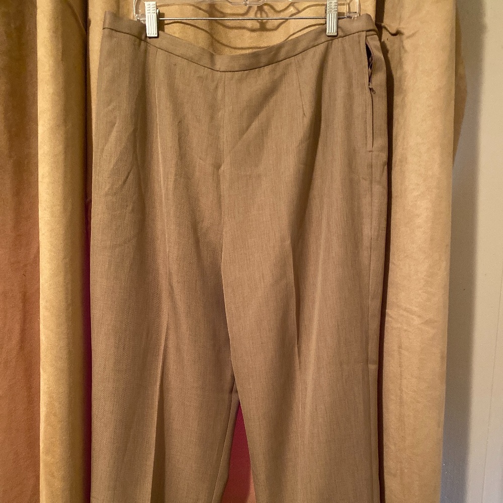 Pret A Porter suits khaki pants  size 18